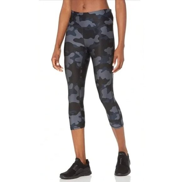 2/$30 Amazon Essentials Camouflage Capri Leggings Active Workout Small #9977 - Picture 3 of 9
